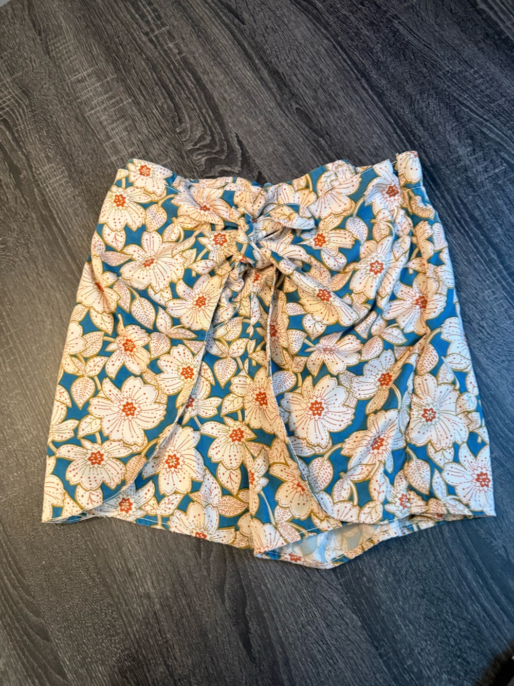 By Anthropologie Floral Knot Wrap Tie Skort Blue Ivory Rust Size Medium Boho